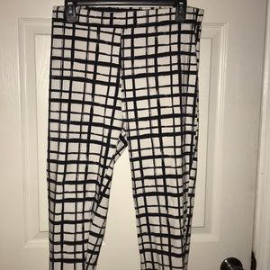 Squared loose pants